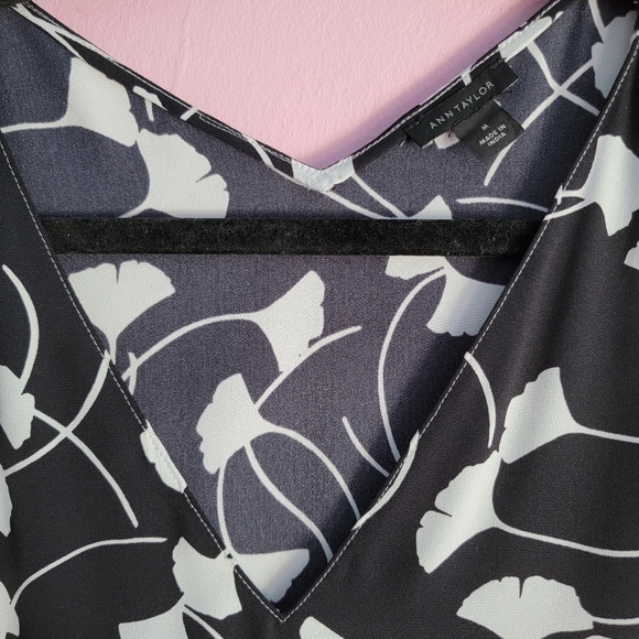 Anne Klein Sleeveless Blouse - Picture 3 of 8